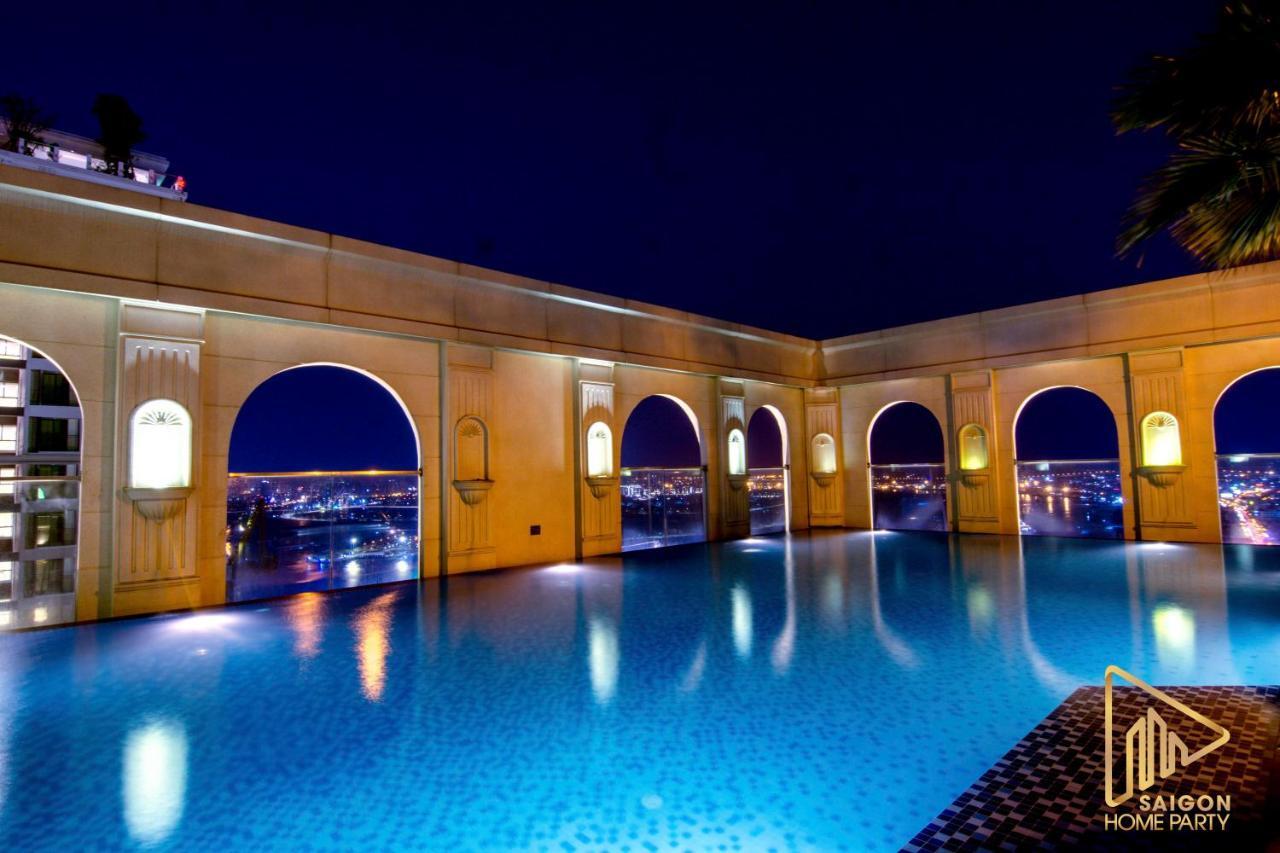 Icon 56 - Free Rooftop Pool Gym 6 Near Ben Thanh Market Ho Chi Minh City Exterior photo